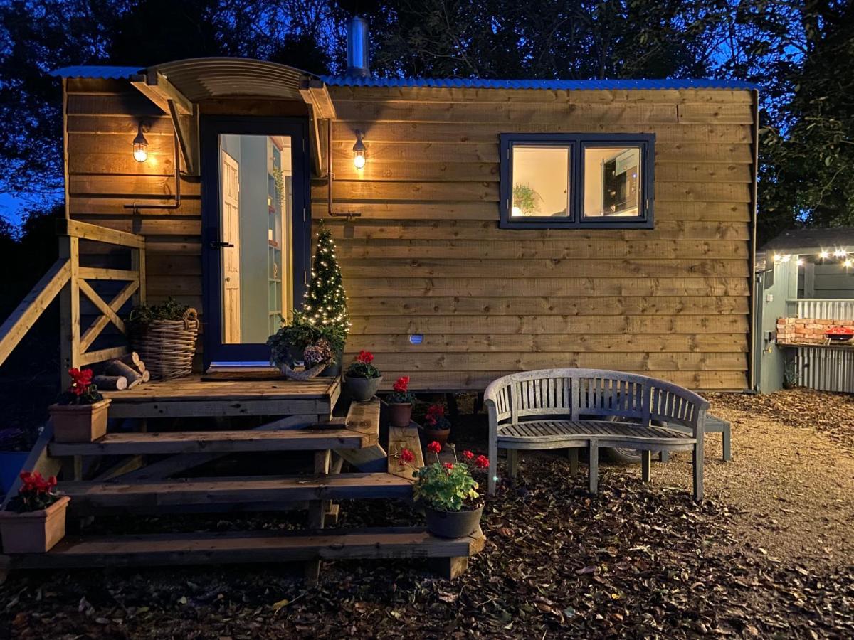 Cosy Double Shepherds Hut In Beautiful Wicklow With Underfloor Heating Throughout Rathnew Eksteriør bilde